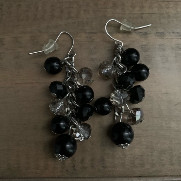 Earrings - Picture 1 of 1